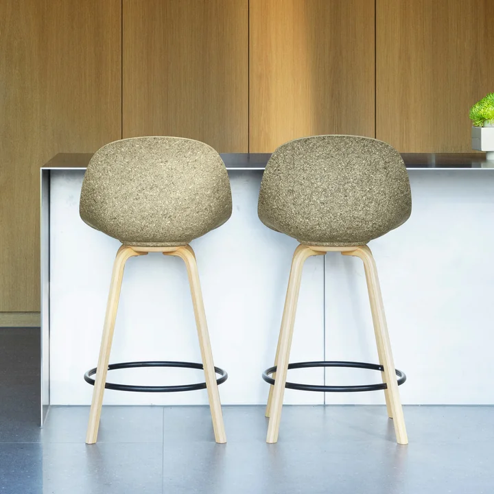 Normann Copenhagen - Mat Barstuhl 65 cm, seaweed / schwarz