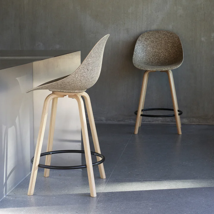 Normann Copenhagen - Mat Barstuhl 65 cm, seaweed / schwarz