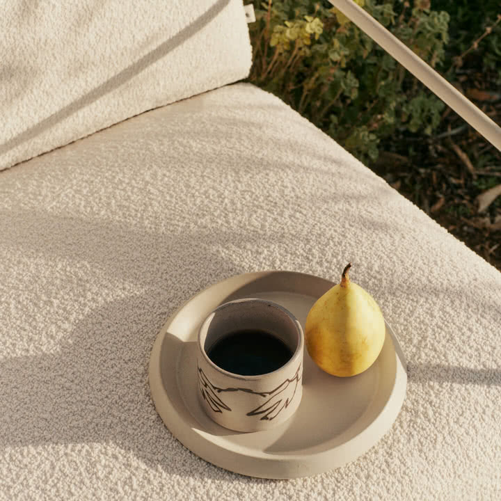 Ferm Living - Desert Outdoor 2-Sitzer Sofa, kaschmir / off-white (Pure Bouclé)
