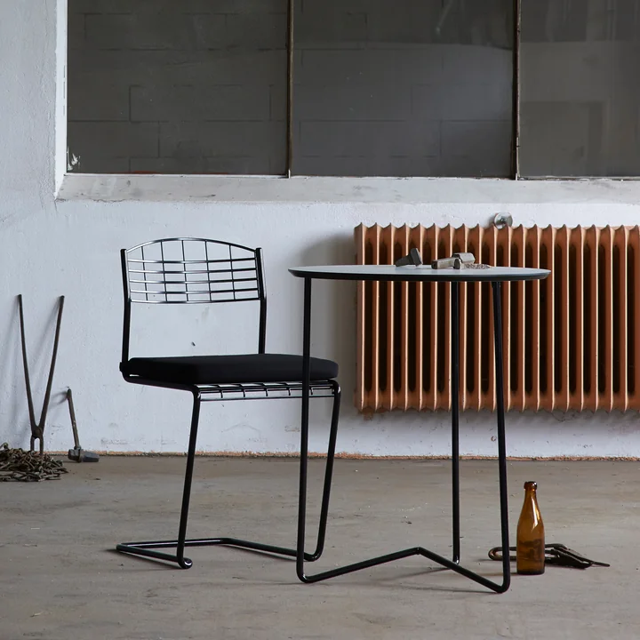 Grythyttan - High Tech Gartentisch Ø 60 cm, weiß / schwarz