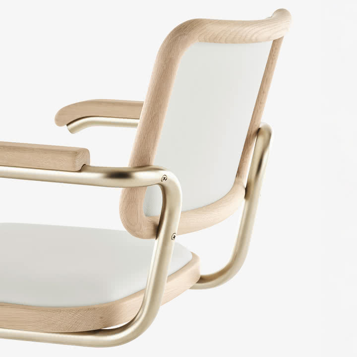 Thonet - S 64 P Nordic Armlehnstuhl, nickelsilver / Eiche geölt weiß pigmentiert / alabaster white (JS. by Jil Sander)
