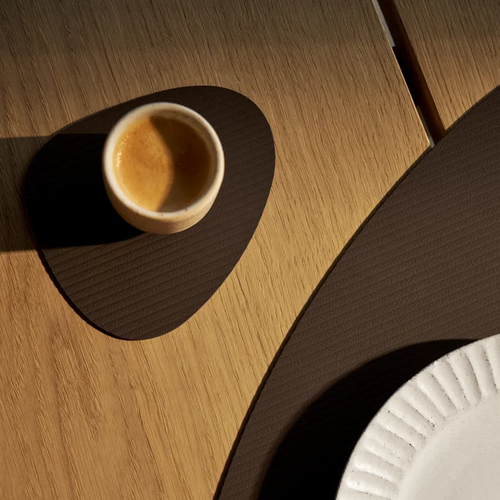 Lind DNA - Glasuntersetzer Curve, Corduroy hazel