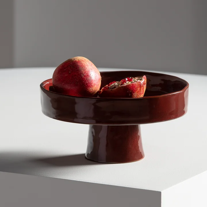 Serax - La Mère Tiefer Teller mit Fuß L, venetian red