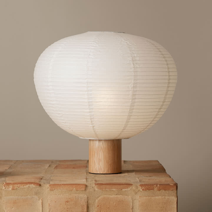 Blomus - Kami Tischleuchte, Ø 46 x 45 cm, Eiche