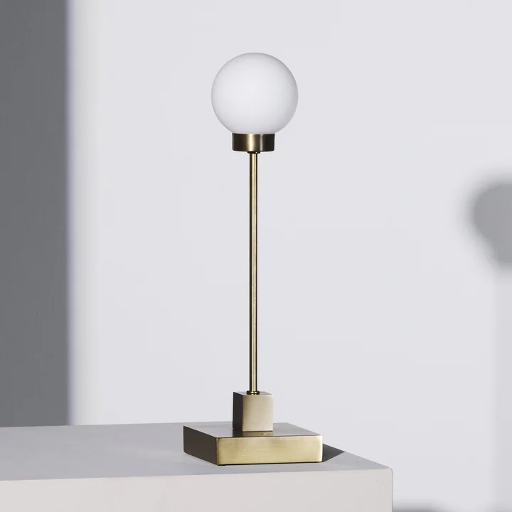 Northern - Snowball LED Tischleuchte mit Akku, Messing