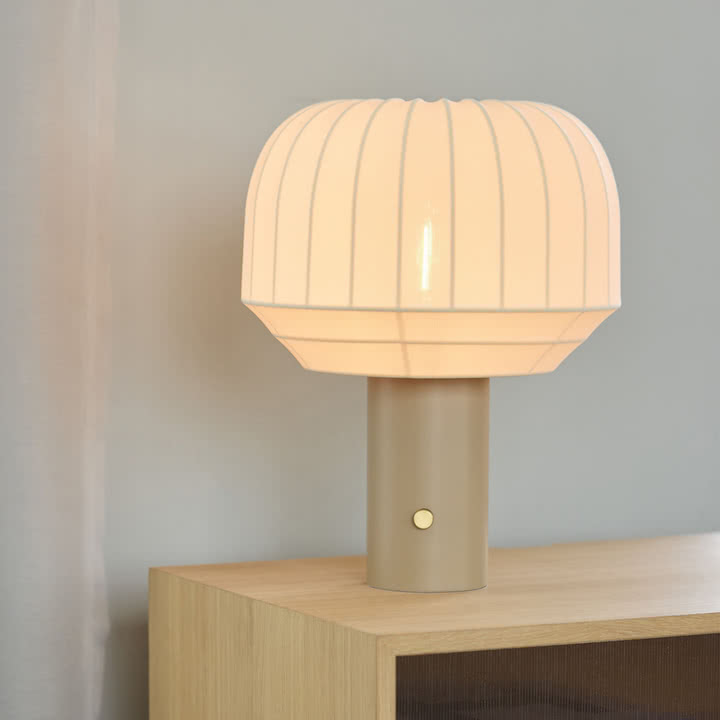 Northern - Tradition Tischleuchte, Ø 29 cm / H 39 cm, offwhite / graubeige