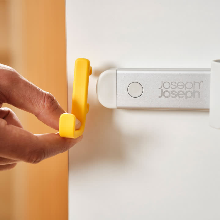 Joseph Joseph - CleanTech Wandhalterung für Putzgeräte, silber