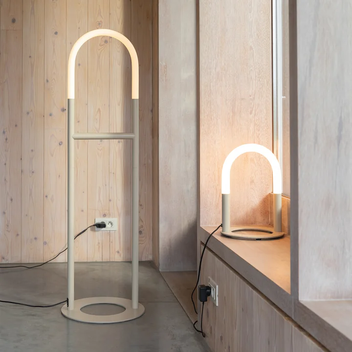 Zuiver - Arch LED-Stehleuchte und Tischleuchte, beige