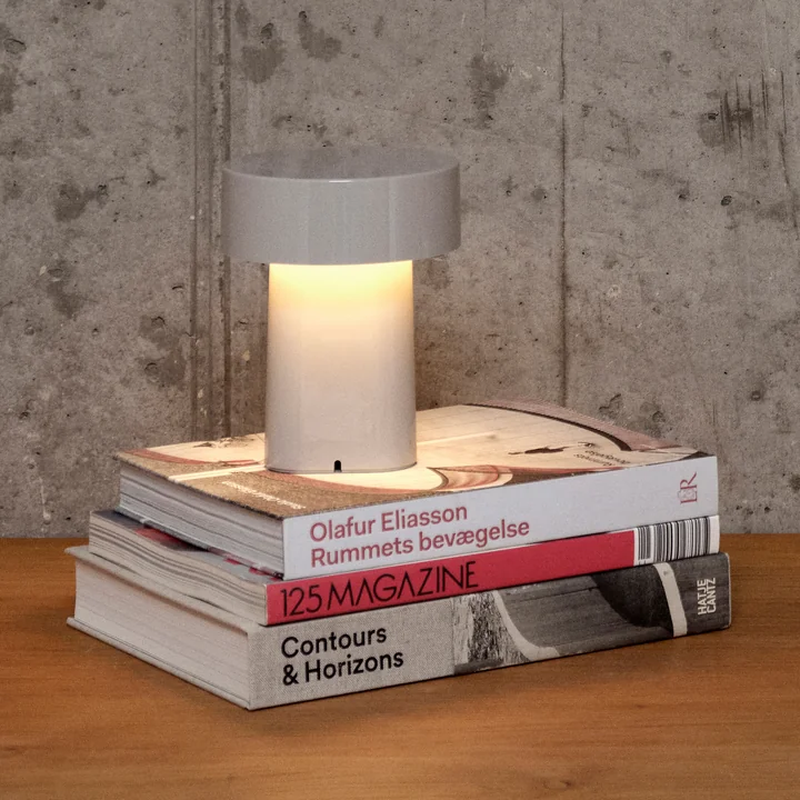 Zone Denmark - Oblong LED Akku-Leuchte, warm grey