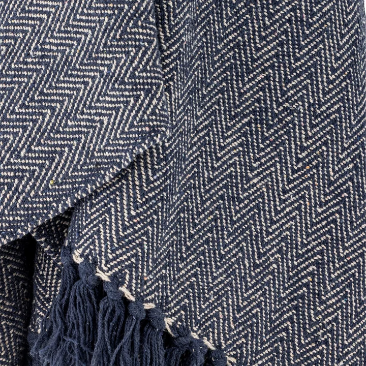 Bloomingville - Herringbone Decke, 130 x 160 cm, schwarz
