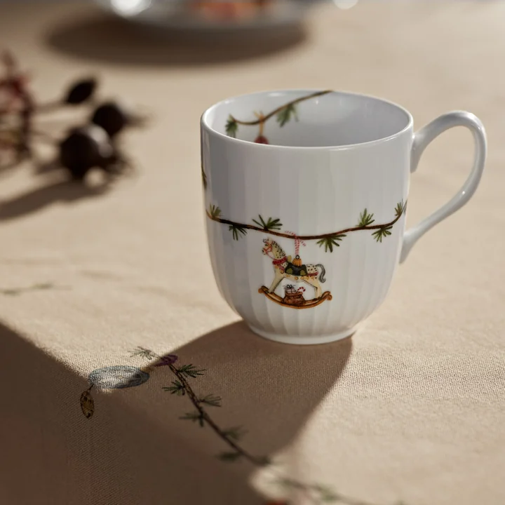 Kähler Design - Hammershøi Christmas 2025 Becher mit Henkel, 33 cl, weiß