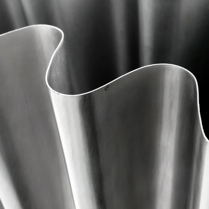 House Doctor - Flood Vase, H 30 cm, gebürstetes silber-finish