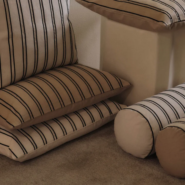 Ferm Living - Twill Kissen, Gruppe