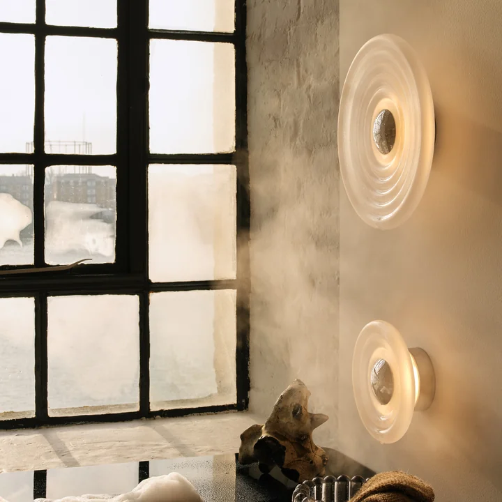 Tom Dixon - Press Surface LED Wandleuchte, Large und Mini, frosted