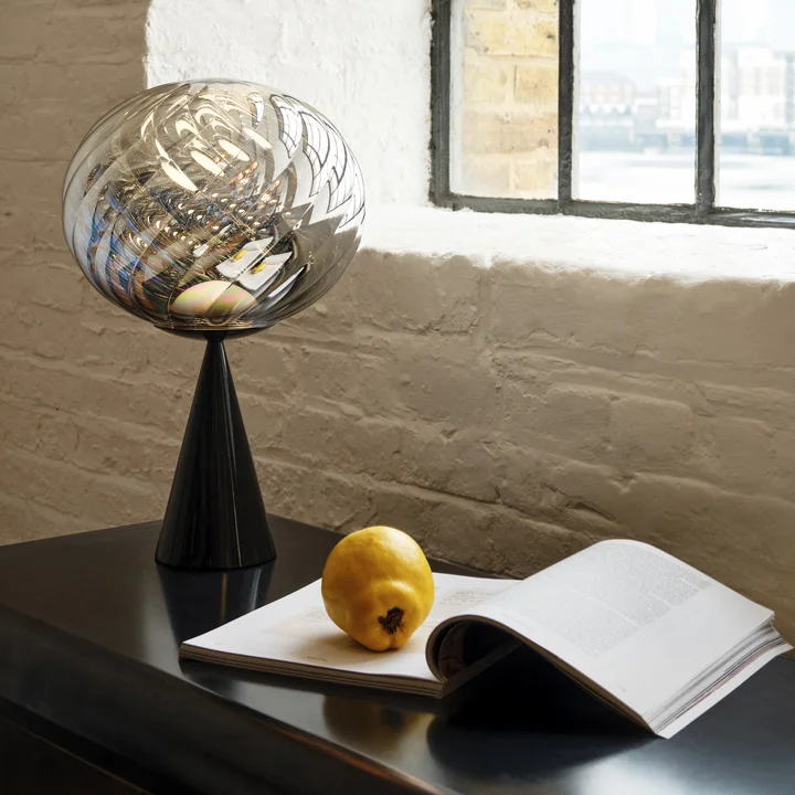 Tom Dixon - Whirl Cone Fat LED Tischleuchte, silber / schwarz