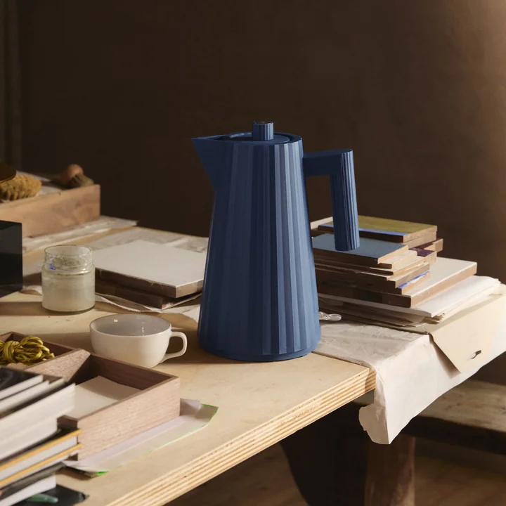 Alessi - Plissé Wasserkocher 1,7 l, blau