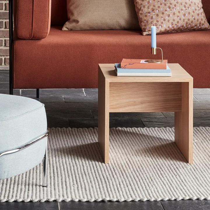 Hübsch Interior - Less Beistelltisch, 42 x 42 cm, Eiche natur