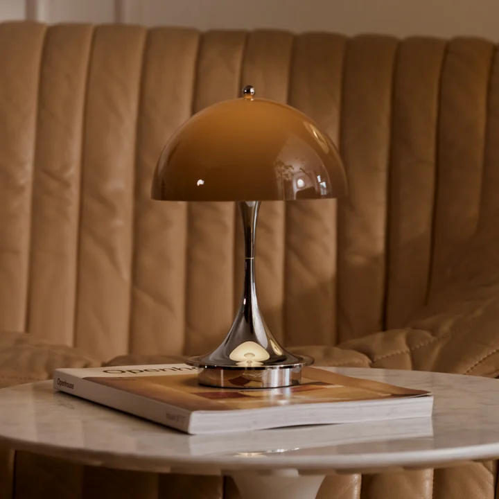 Louis Poulsen - Panthella 160 Portable V3 Akku LED-Tischleuchte, chrom / original opal braun