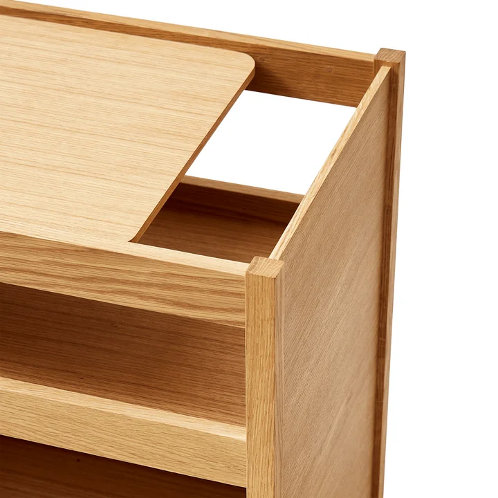 Form & Refine - Journal Beistelltisch, Eiche natur