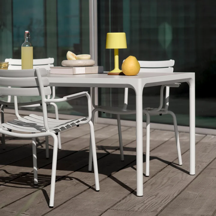 HOUE - FOUR Outdoor Tisch
