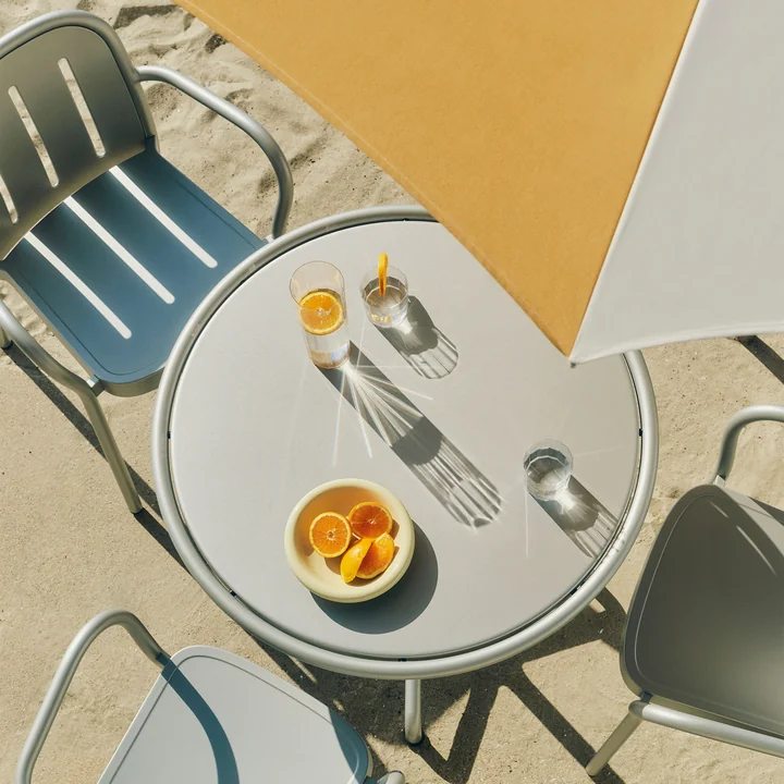 HAY - Deville Armlehnstuhl und Tisch, Outdoor, silver grey