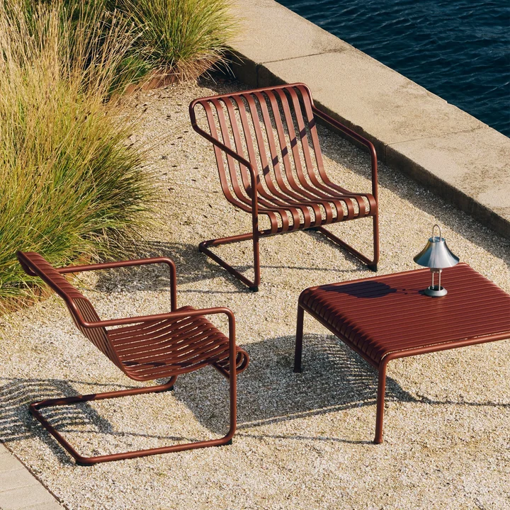 HAY - Palissade Cantilever Lounge Chair Low, iron red