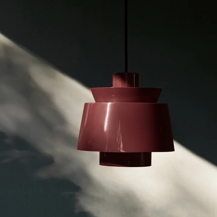 &Tradition - Utzon Pendelleuchte JU1, dark burgundy