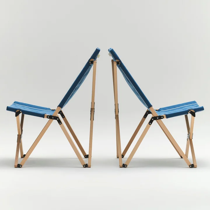 HAY - Outdoor Market Klappstuhl, blau mit beigen Streifen