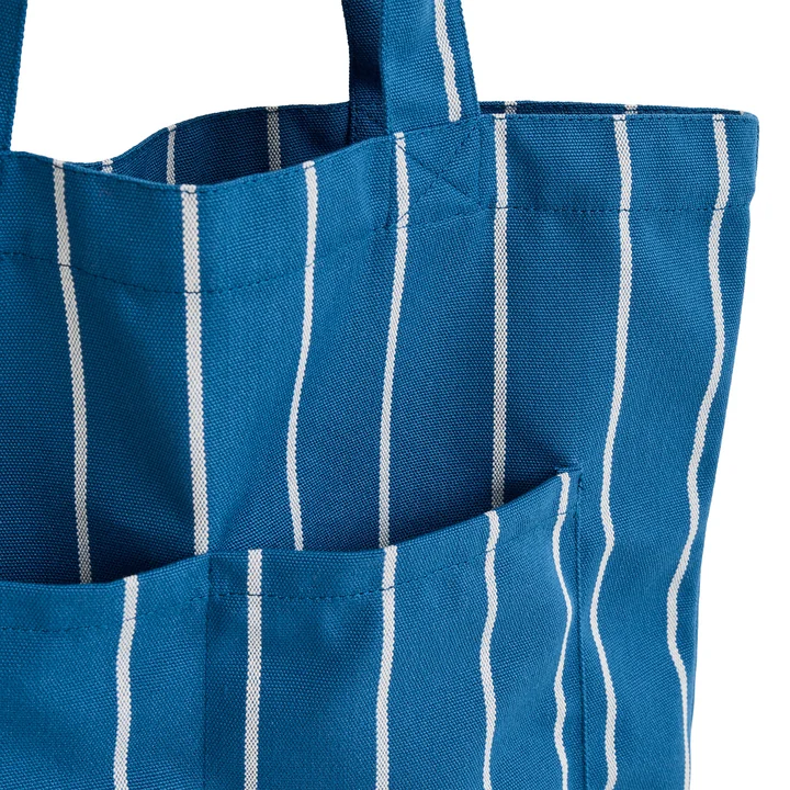 HAY - Outdoor Market Tote Bag M, blau mit beigen Streifen