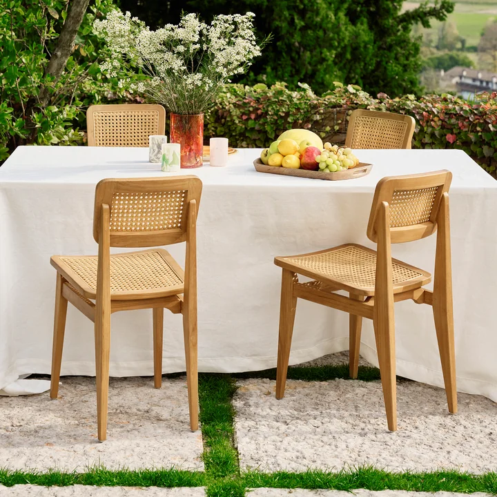 Gubi - C-Chair Outdoor Stuhl, Teak / French Cane