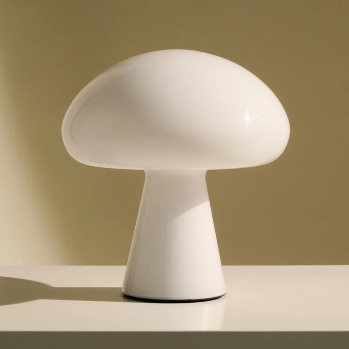 Gubi - Obello LED Akkuleuchte Outdoor, pearl white