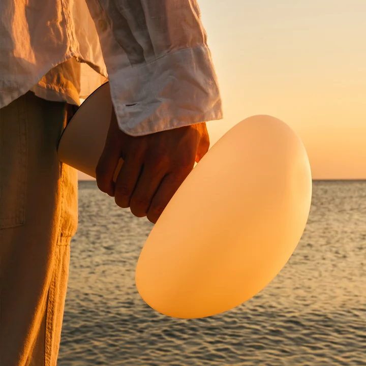 Gubi - Obello LED Akkuleuchte Outdoor