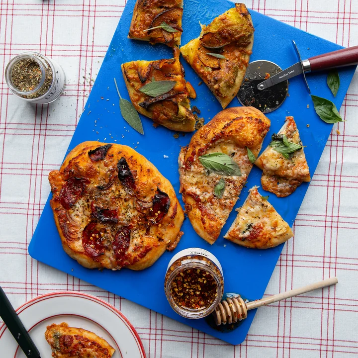 Nicolas Vahé - Cop Schneidebrett, 40 x 30 cm, blau