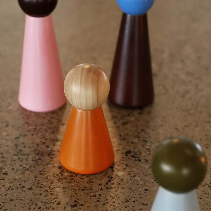 &klevering - Halma Salz- und Pfeffermühle, H 15 cm, orange / natur