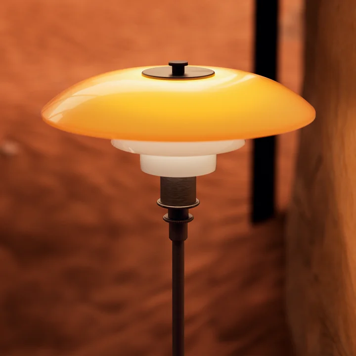 Louis Poulsen - PH 3/2 Tischleuchte Centenary Edition, bernstein / opalweiß