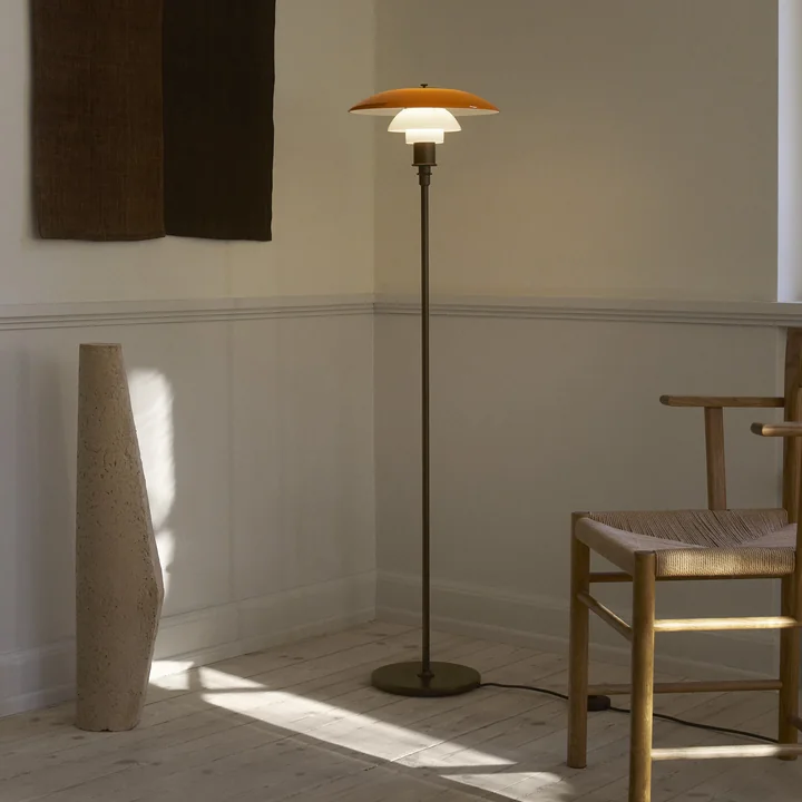 Louis Poulsen - PH 3½-2½ Stehleuchte Centenary Edition, bernstein / opalweiß