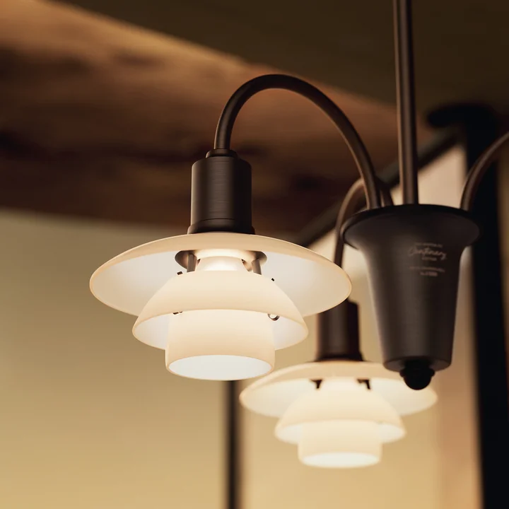 Louis Poulsen - PH 1/1 Kronleuchter Centenary Edition, aged brass / dusty terracotta (3-Armig)