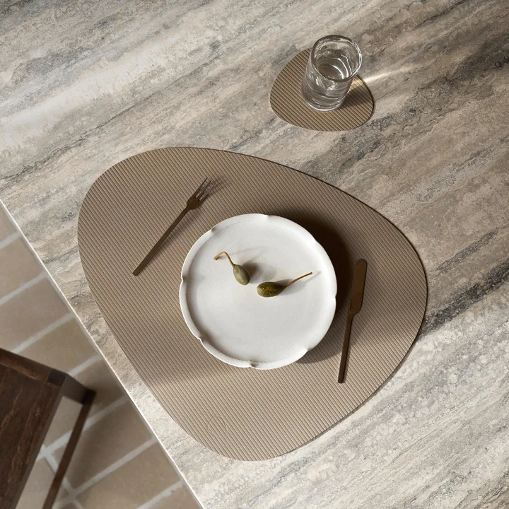 Lind DNA - Tischset Curve L