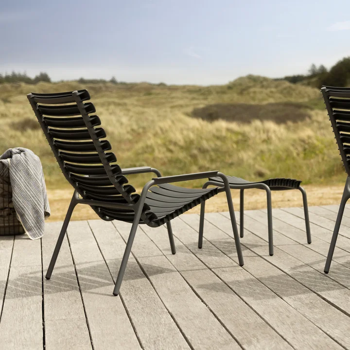 HOUE - ReCLIPS Outdoor Loungesessel und Fußhocker, schwarz