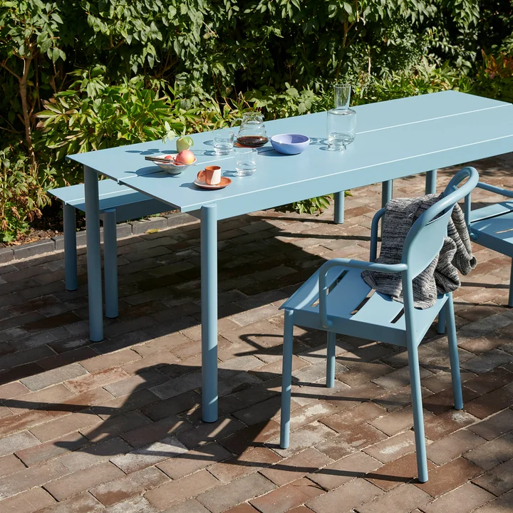 Muuto - Linear Stahltisch Outdoor, 200 cm, pale blue