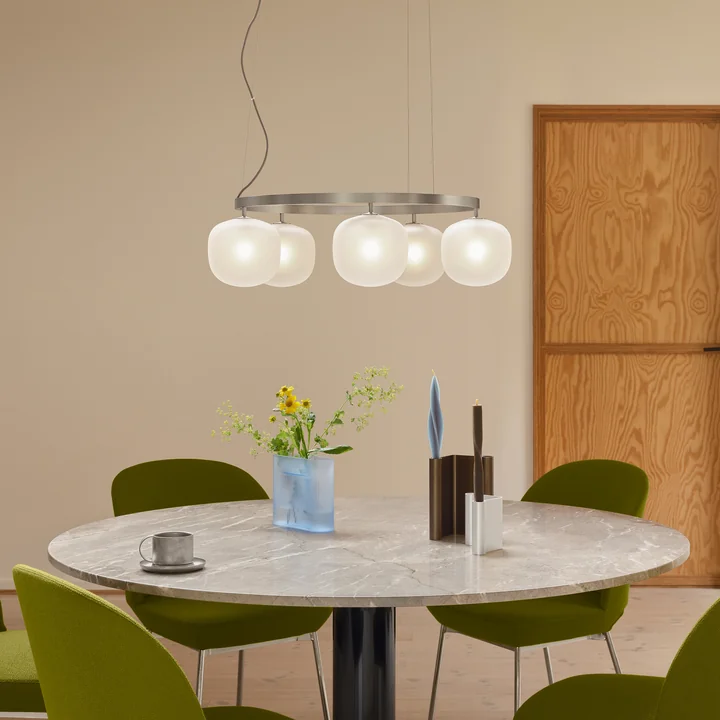 Muuto - Rime Kronleuchter, aluminium grey