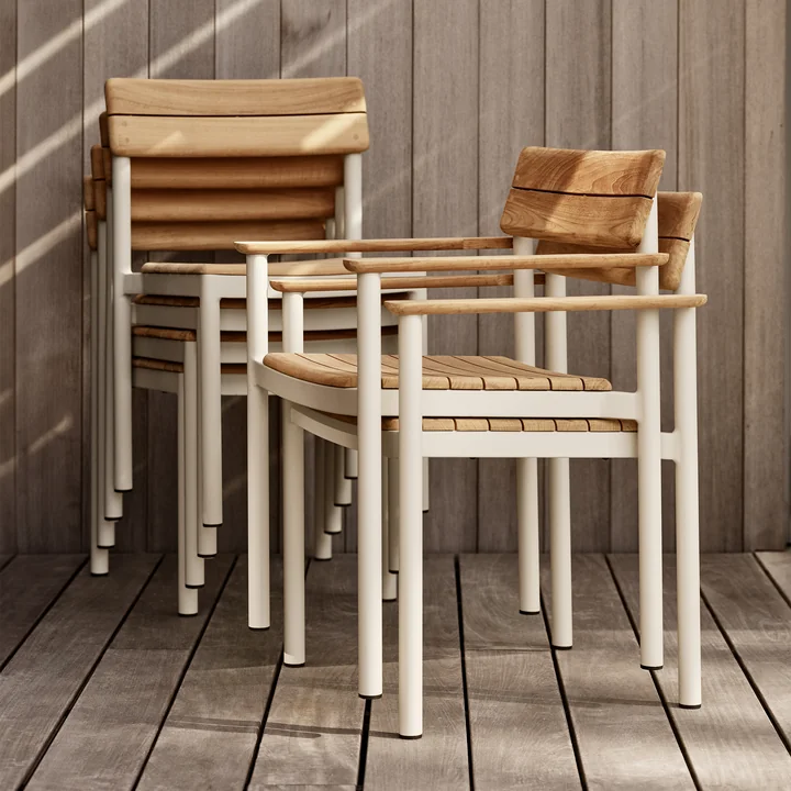 Fritz Hansen - Skagerak Pelagus Stuhl und Armlehnstuhl, Teak / elfenbein