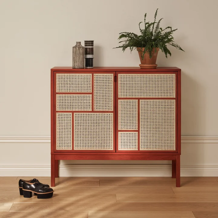 Design House Stockholm - Air Sideboard mit Beinen, rot