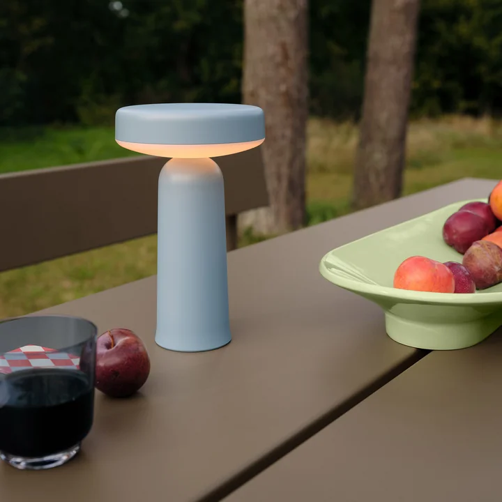 Muuto - Ease Portable LED Outdoor Akkuleuchte, hellblau