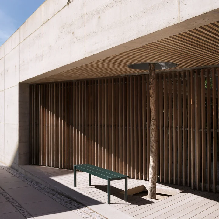 Muuto - Linear Steel Bank, dunkelgrün