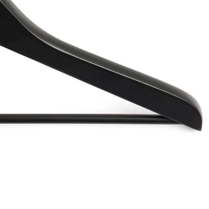 HAY - Smooth Coat Kleiderbügel mit Steg slim, schwarz