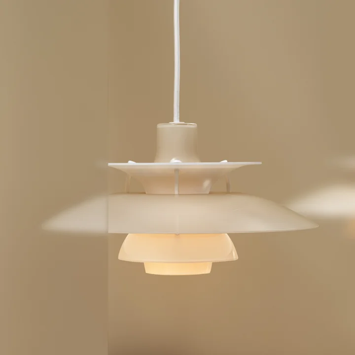 Louis Poulsen - PH 5 320 Opal Pendelleuchte, opal beige