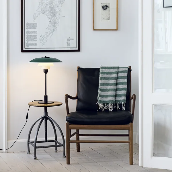 Reflektierendes Dreischirmsystem