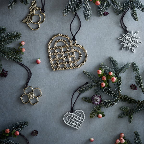 Flechtherz von Rosendahl auf dem Tisch