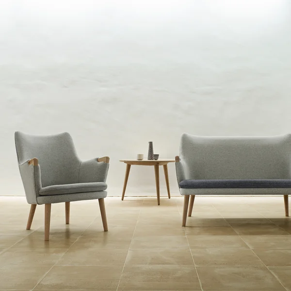 CH71 Sessel und CH72 Sofa von Carl Hansen